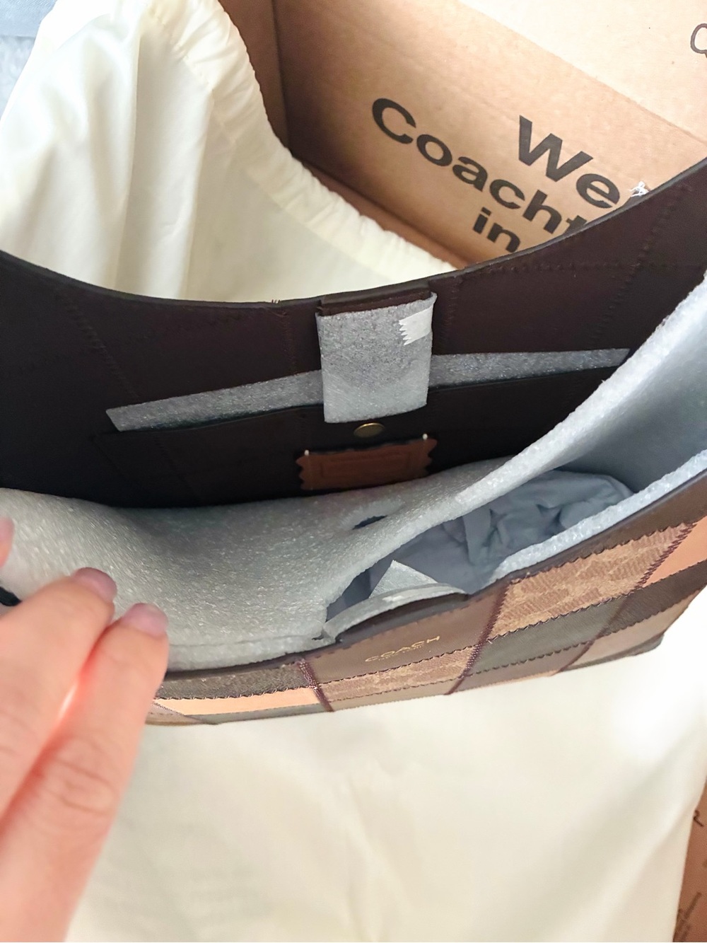 NWT🌞Coach Coachtopia Alter/Ego Brooklyn Shoulder Bag 28 CFN34 Brown Patchwork - Picture 5 of 9
